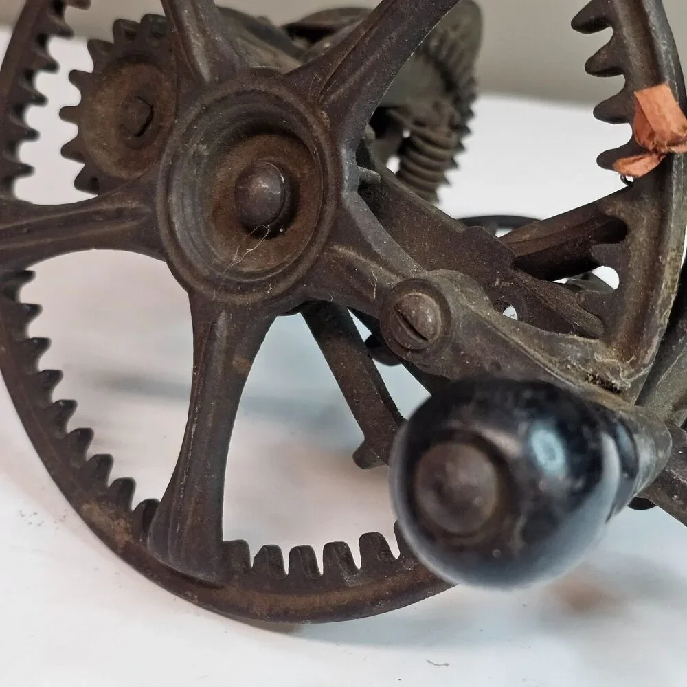 Vtg Cast Iron Apple Peeler Reading Hardware Co '78 PA Keystone Primitive Decor